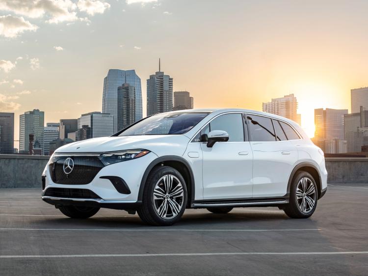 EQS | メルセデス・ベンツの認定中古車 │ 【ヤナセ】外車・輸入車の