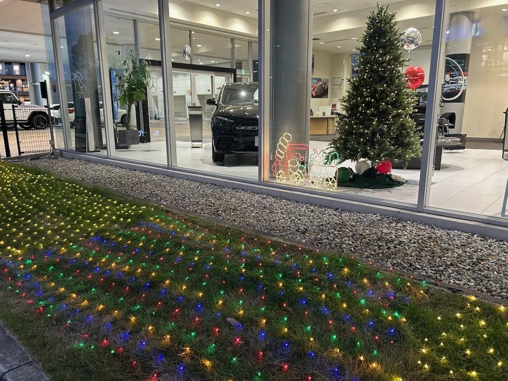 クリスマスツリー | メルセデス・ベンツの認定中古車 │ 【ヤナセ