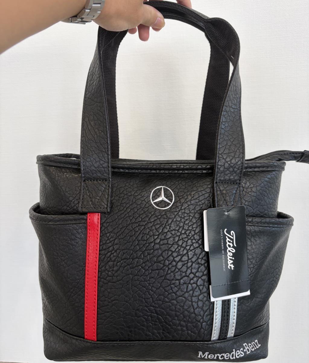 Mercedes-Benz Titleist トートバッグ 黒 MercedesとTitleistのコラボバッグのご紹介です! | メルセデス・ベンツ